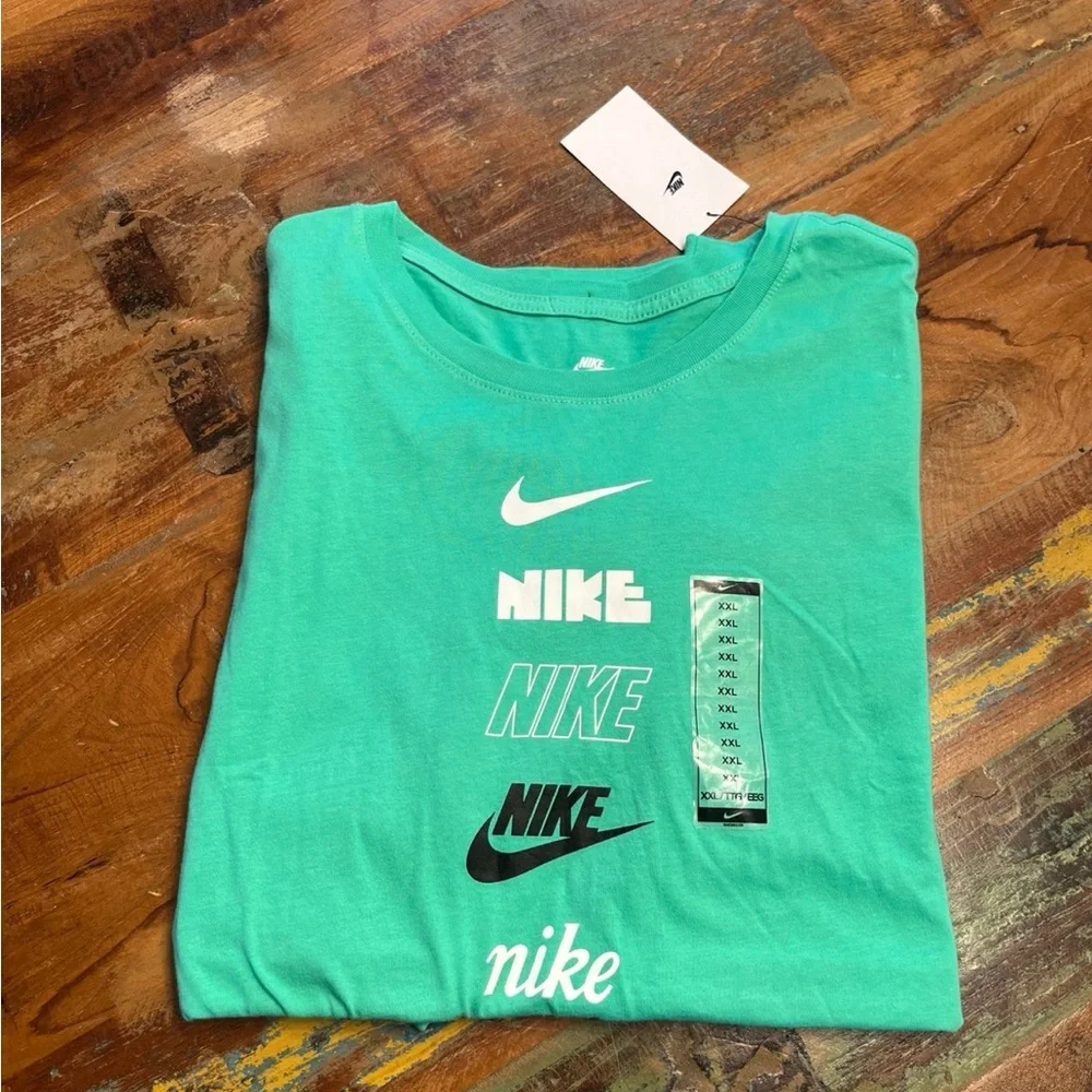 NWT Nike Men’s Short Sleeve Athletic Tee - Picture 1 of 5